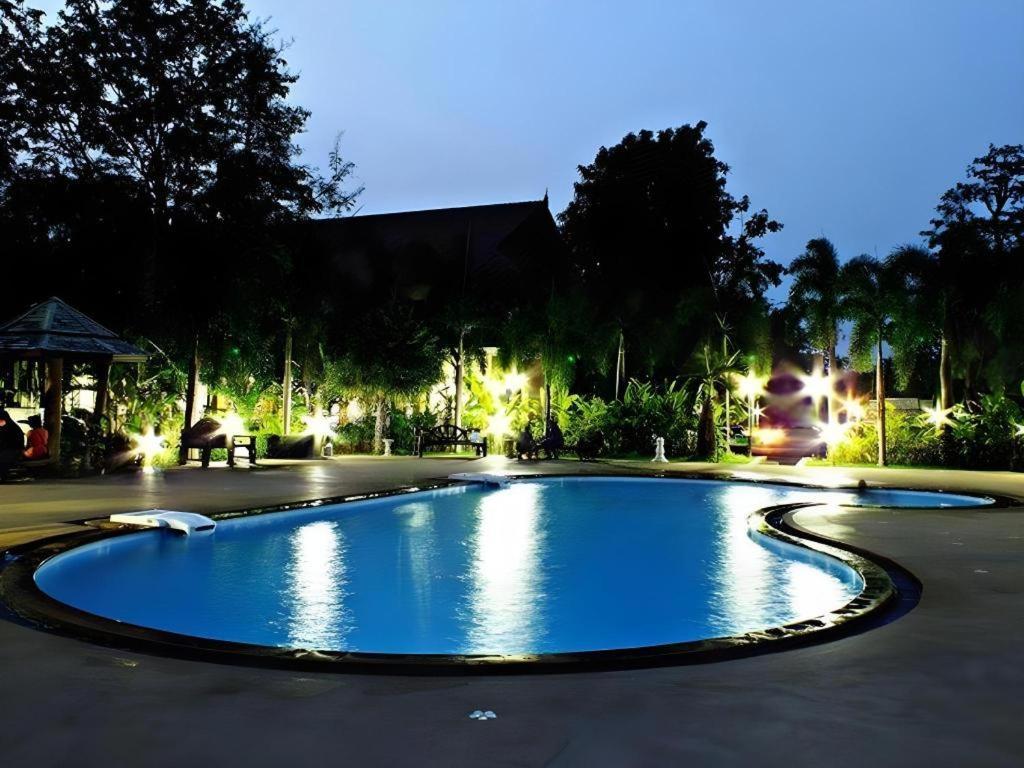 Siam River Resort Chaiyaphum Buitenkant foto