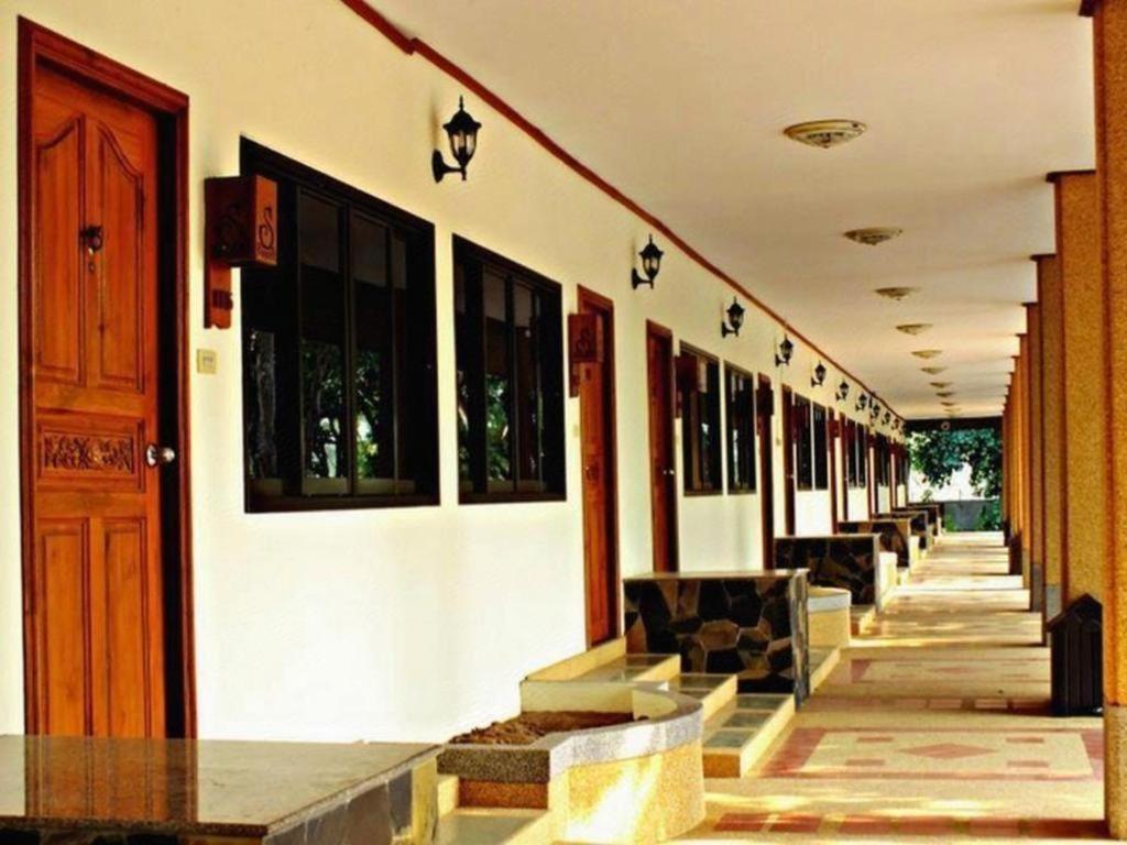 Siam River Resort Chaiyaphum Buitenkant foto