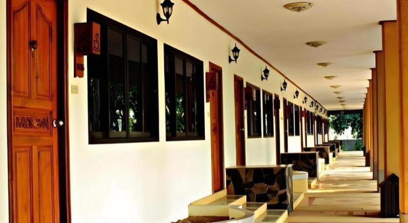 Siam River Resort Chaiyaphum Buitenkant foto