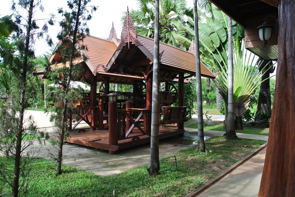 Siam River Resort Chaiyaphum Buitenkant foto
