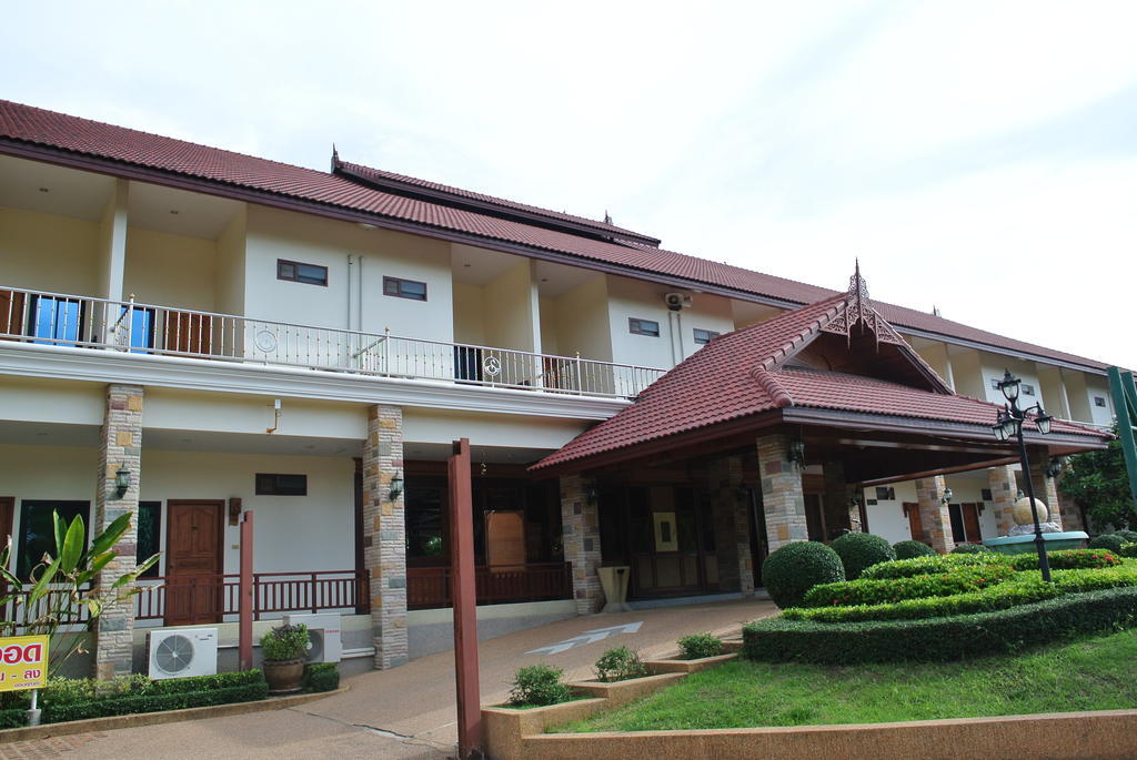 Siam River Resort Chaiyaphum Buitenkant foto