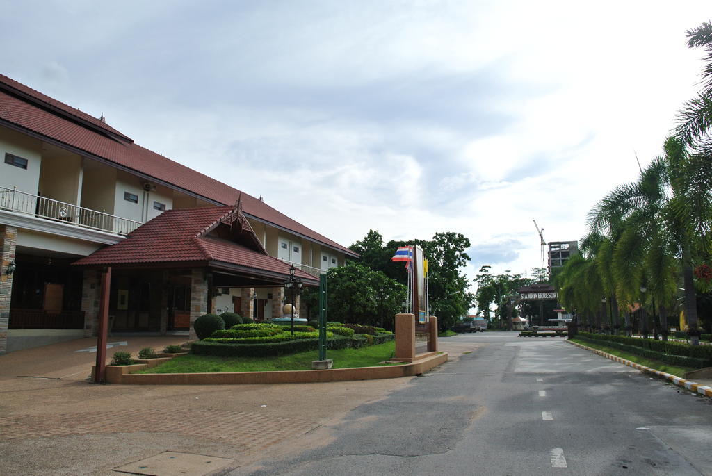 Siam River Resort Chaiyaphum Buitenkant foto